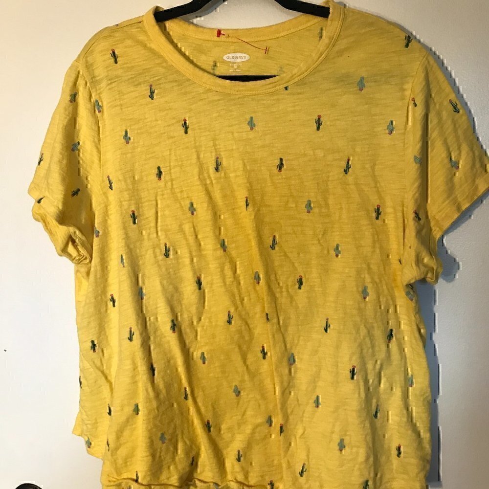 XXL Old Navy Yellow Short Sleeve Tee